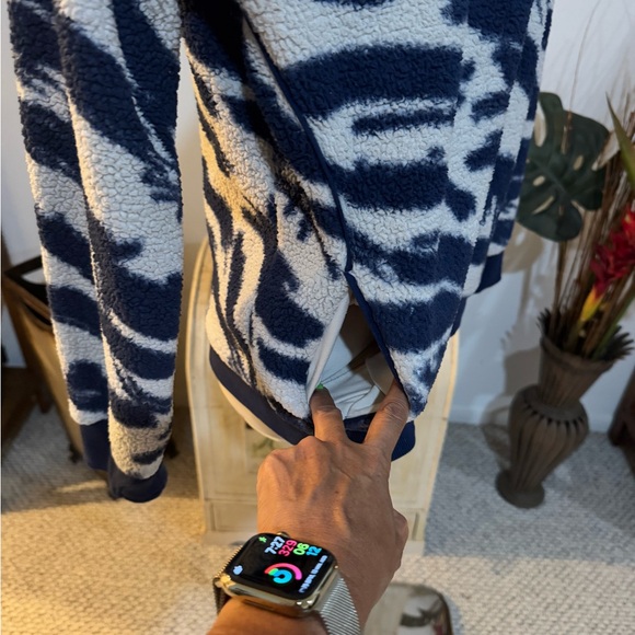 Athleta Girl Cozy Fleece Jacket XL/14 Pullover 1/4 Zip Long Sleeve Pockets - Picture 4 of 9